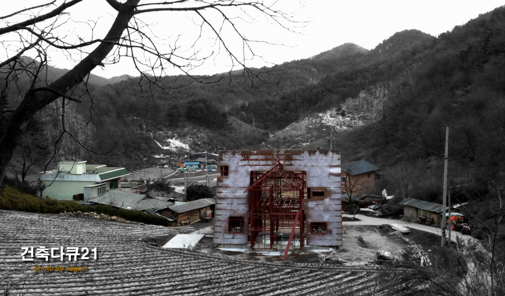 충북 단양군 적성면 기동리 솔고개마을 3월의 풍경