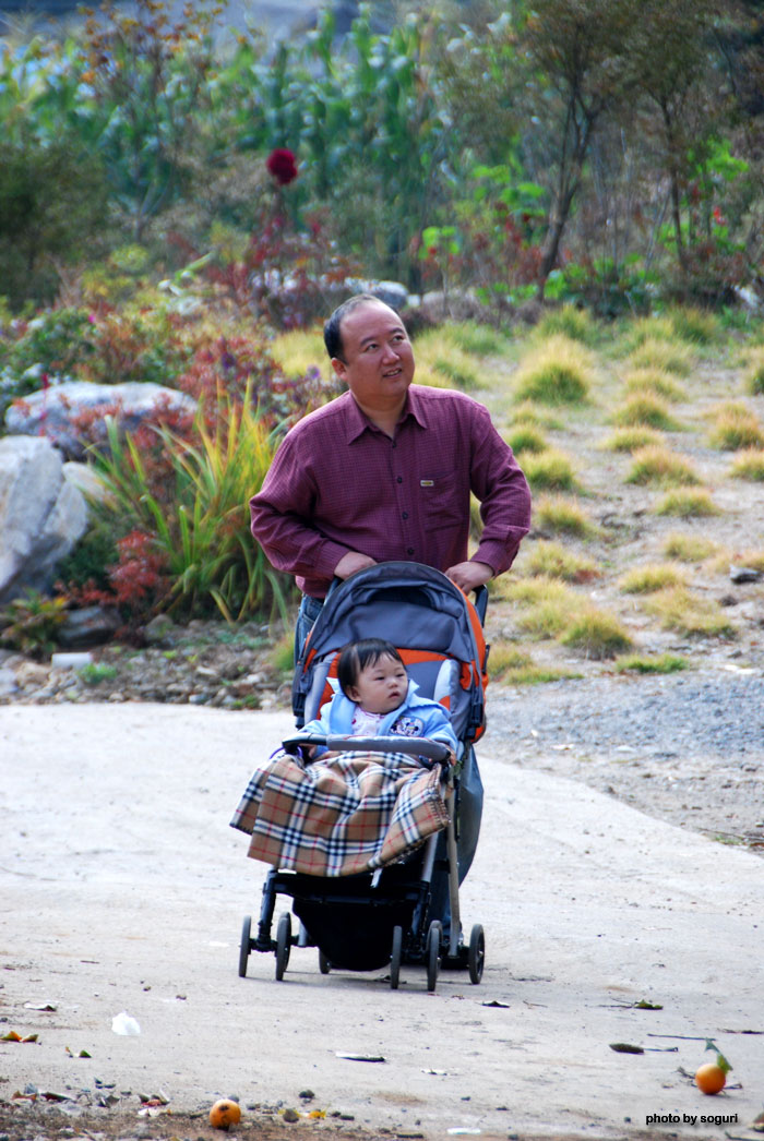 예진이와 아빠 솔농원 방문 2009년 10월 12